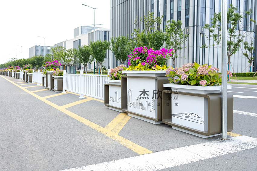 道路花箱十年發展變遷